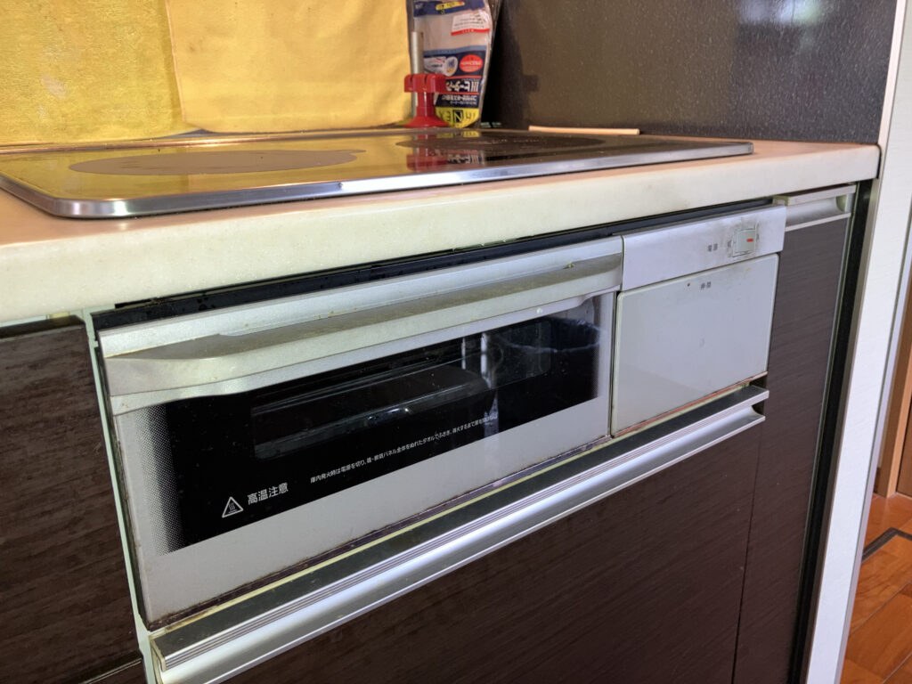 【富山市｜IH交換】故障したIHを新調し快適キッチンに！信頼の再依頼でスピード対応