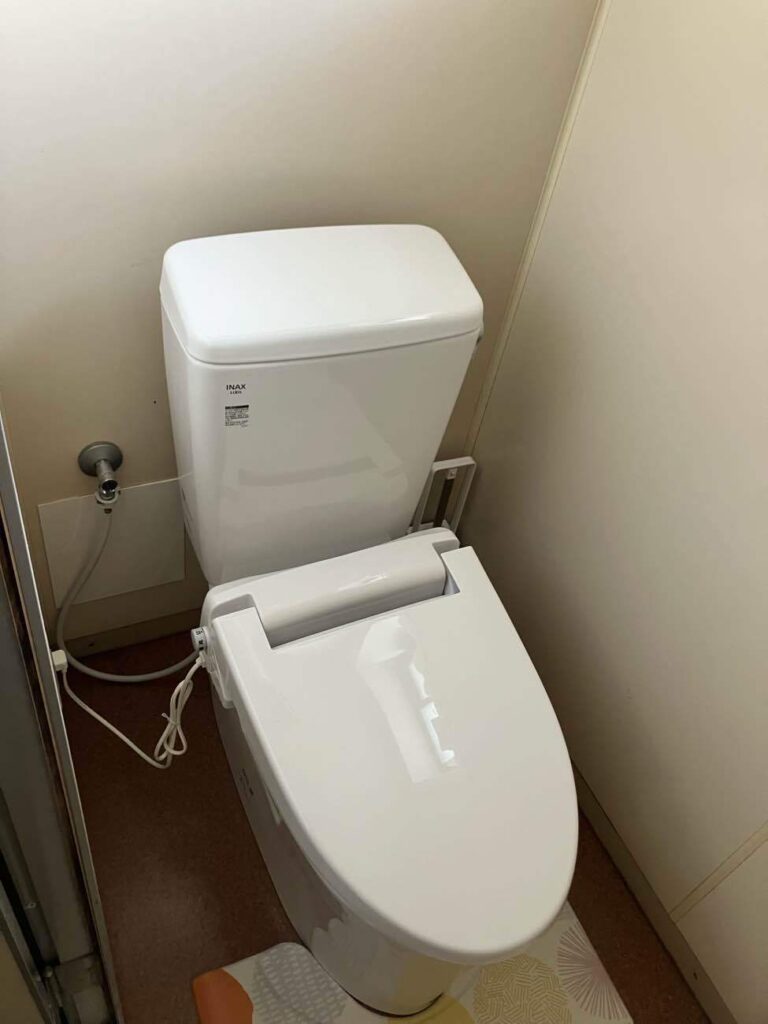 【富山市｜トイレ交換】社宅の水漏れを即日解決！費用も抑えた安心リフォーム