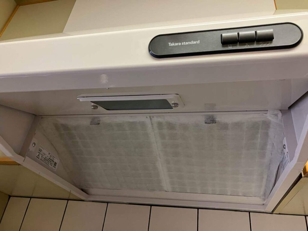 【富山市｜レンジフード交換】30年使用のフードを更新！短時間で快適・お手入れもラクに