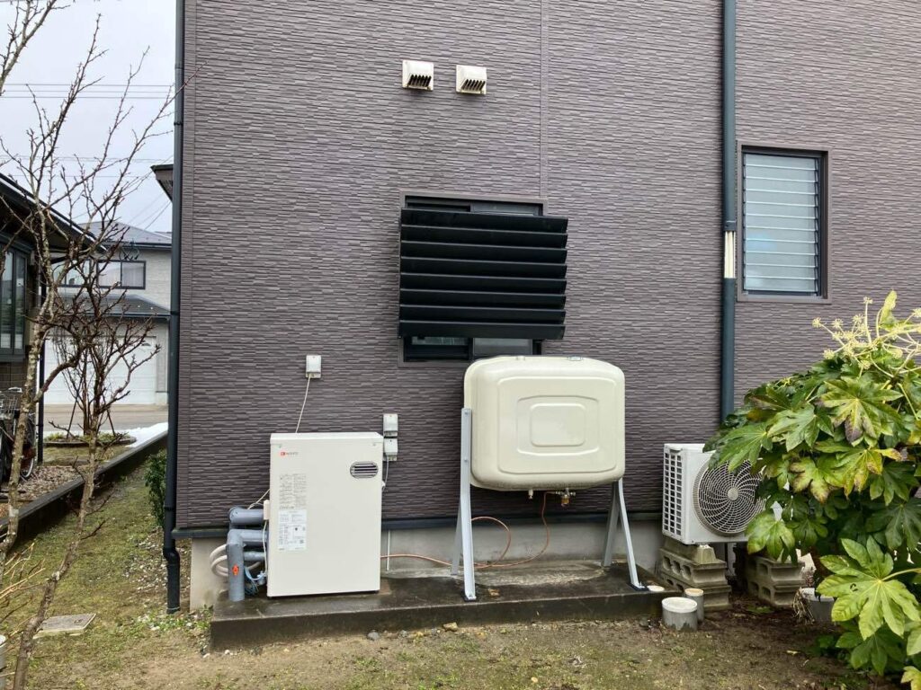 【射水市｜石油給湯器交換】20年以上使用した給湯器を最新フルオートタイプに交換し安心・快適な暮らしへ
