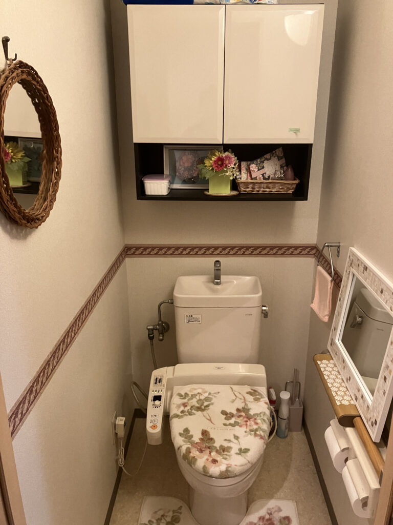 【富山市｜トイレリフォーム】収納付きLIXIL「Jフィット」で機能性も見た目も快適に