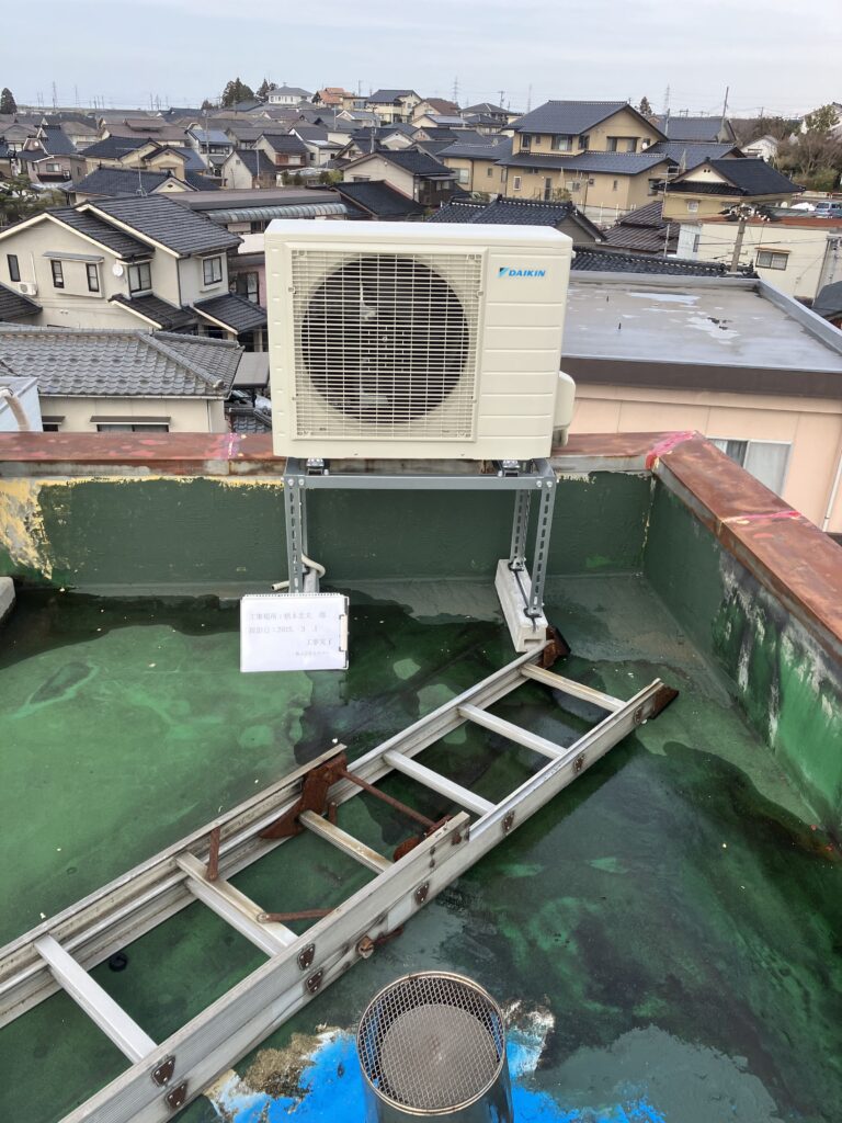 【上市町｜エコキュート交換】電気温水器から最新型へ｜難工事も1日で完了し快適な暮らしへ
